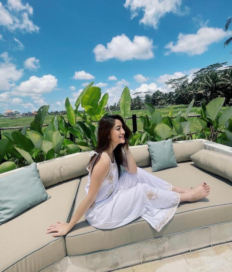 Villa Crystal Lagoon By Balisuperhost อูบุด ภายนอก รูปภาพ